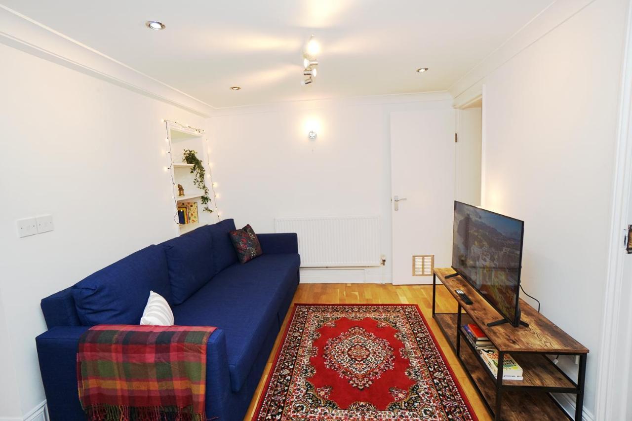 Cozy Retreat By Aresti Hotels Londres Exterior foto